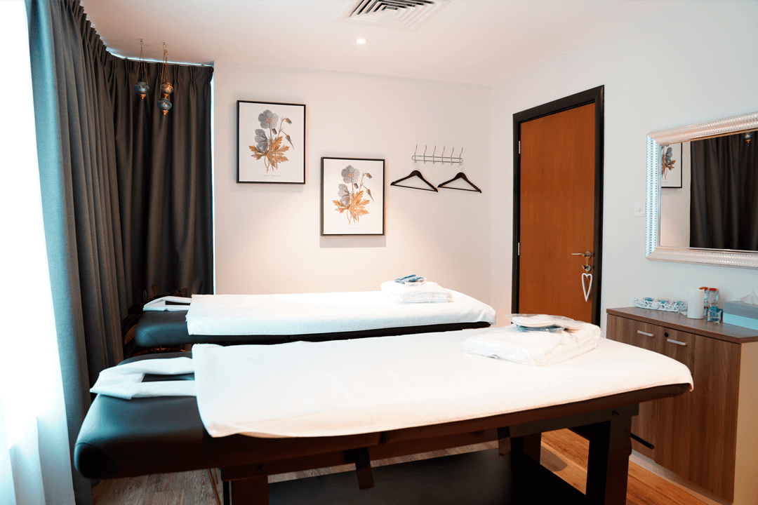 Luxury Vani Massage Center 